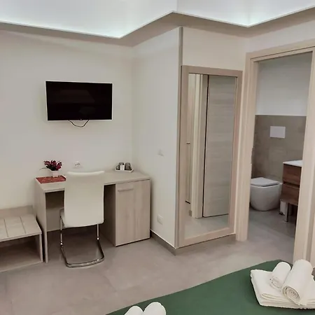 Bijou Rooms-2
